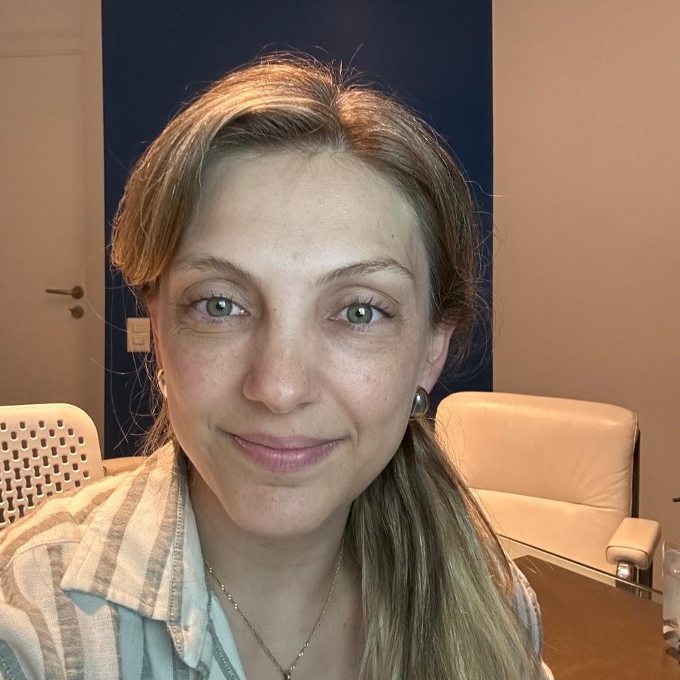 Dra. Priscila Gonçalves Serrano