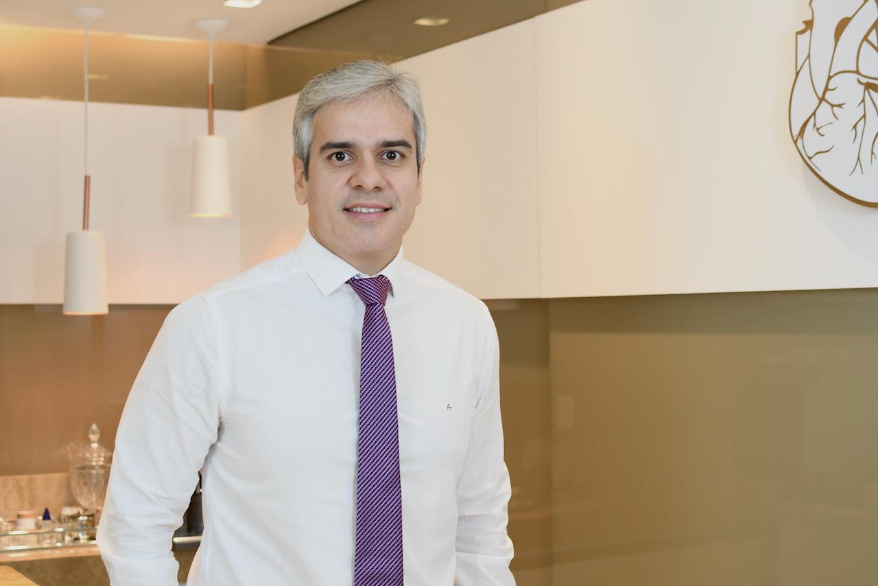 Dr. Matheus Marques
